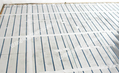 發(fā)熱電纜鋪設(shè)完畢效果圖