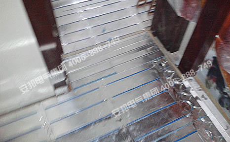 臥室發(fā)熱電纜電地暖安裝圖